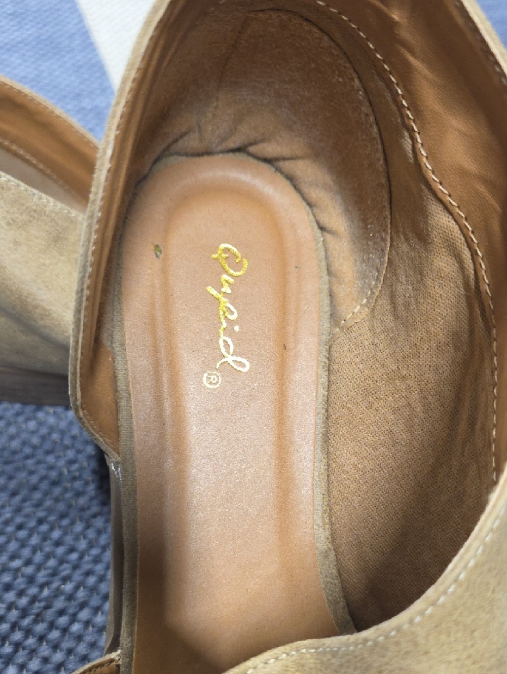 Pointed Qupid Flats in Taupe - Picture 3 of 4